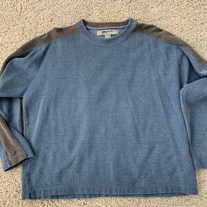 Sweatshirt, sorta sweater like